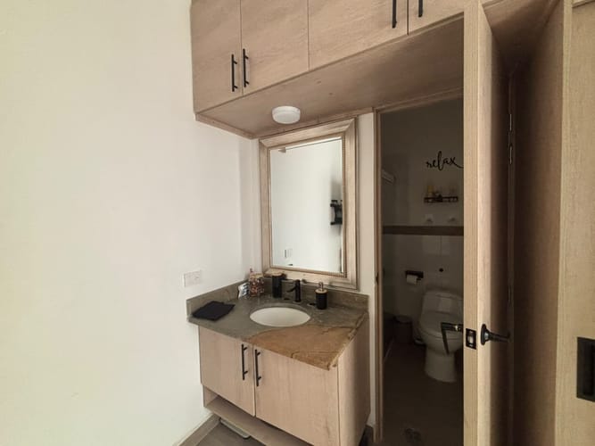 Local en arriendo en Las Acacias, Medellín, 210 m² · foto 2 de 15