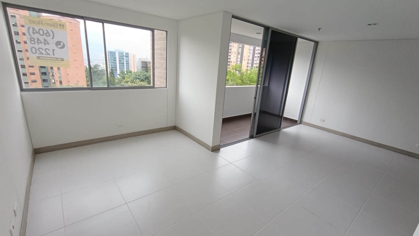 2BR Apartment in El Poblado (90 m²)