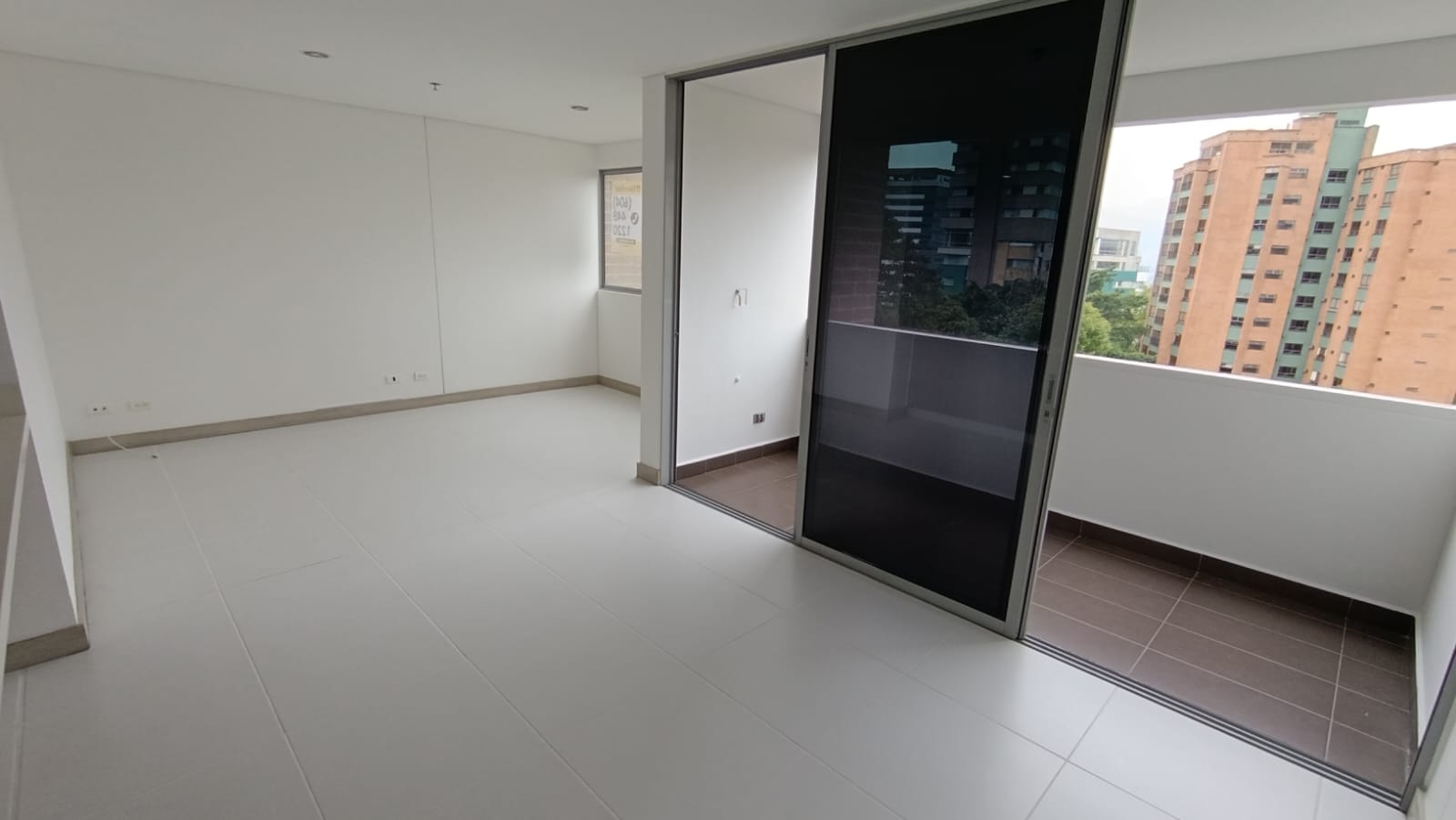 2BR Apartment in El Poblado (90 m²) - 3