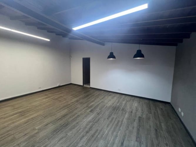 Oficina en arriendo en San Diego, Medellín, 47 m² · foto 6 de 11