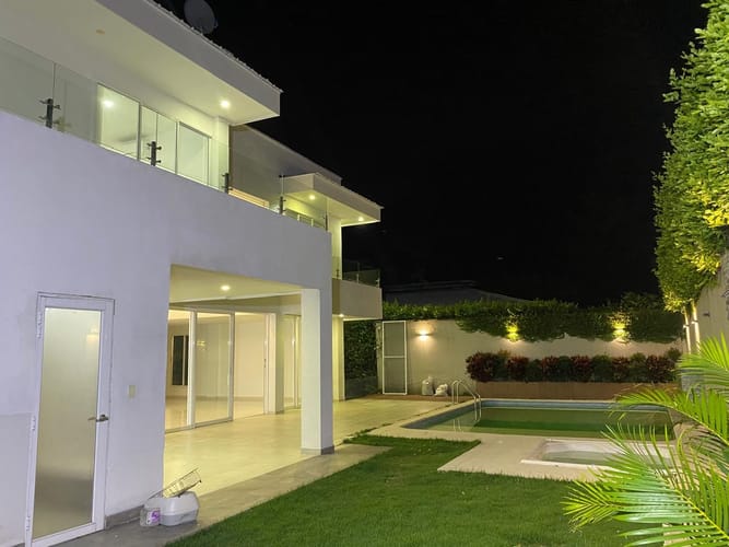 Casa de 5 alcobas en venta en Cr. Valle Verde, Jamundí, 572 m² · foto 7 de 16