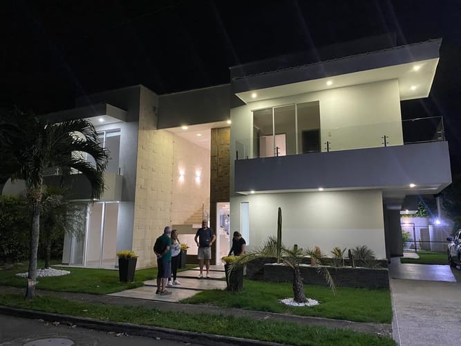 Casa de 5 alcobas en venta en Cr. Valle Verde, Jamundí, 572 m² · foto 4 de 16