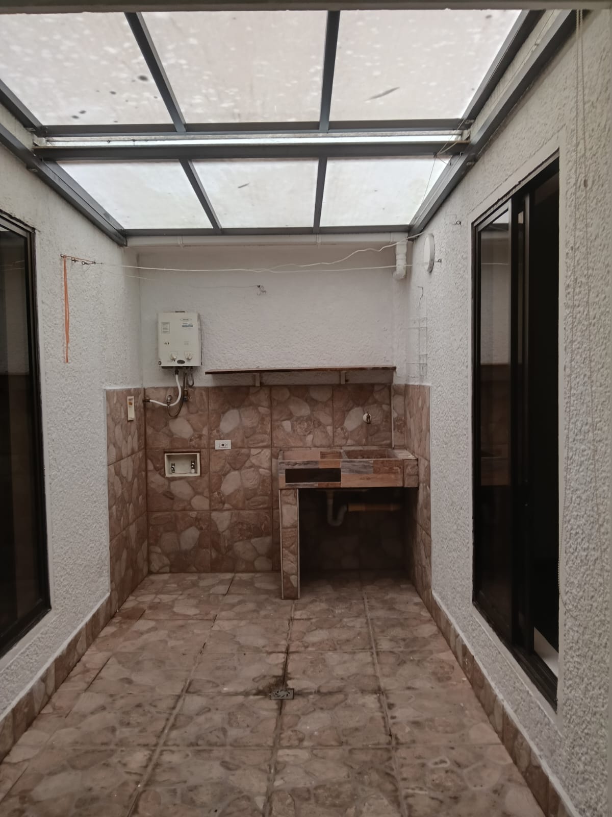 Apartamento en arriendo en Obrero, Envigado · foto 10 de 14