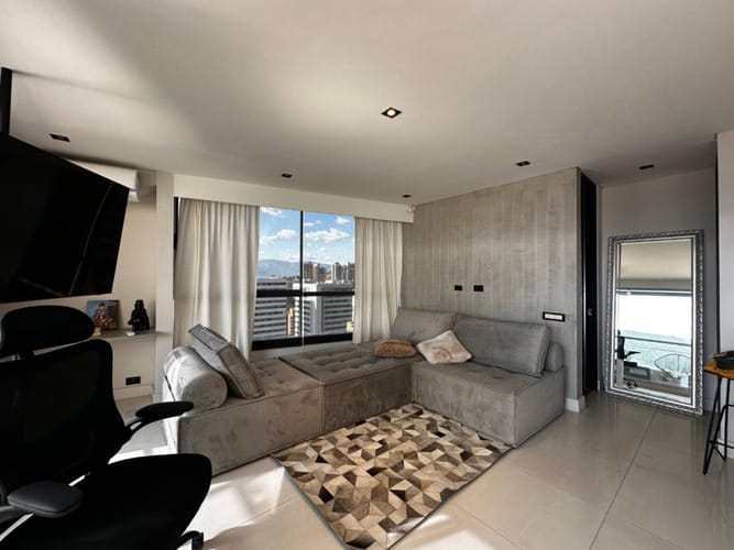 Apartamento de 1 alcoba en arriendo en La Florida, Medellín, 108 m² · foto 6 de 15