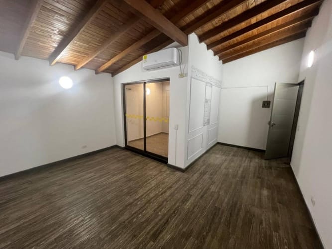 Oficina en arriendo en San Diego, Medellín, 38 m² · foto 4 de 12