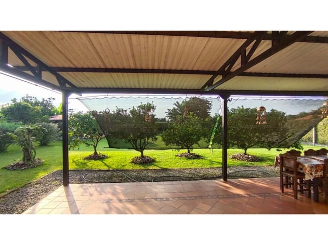 Casa de 3 alcobas en venta en Via El Eden, Armenia, 375 m² · foto 12 de 17