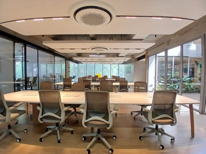 Oficina en arriendo en El Velódromo, Medellín, 240 m² · foto 3 de 10