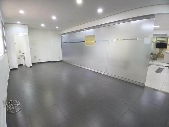 Local en arriendo en Castropol, Medellín, 32 m² · foto 5 de 10