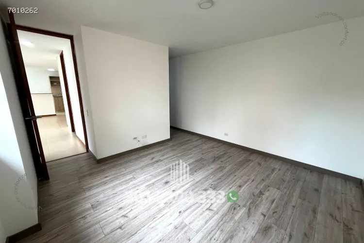 Apartamento de 2 alcobas en arriendo en Loma Del Esmeraldal, Envigado, 70 m² · foto 13 de 24