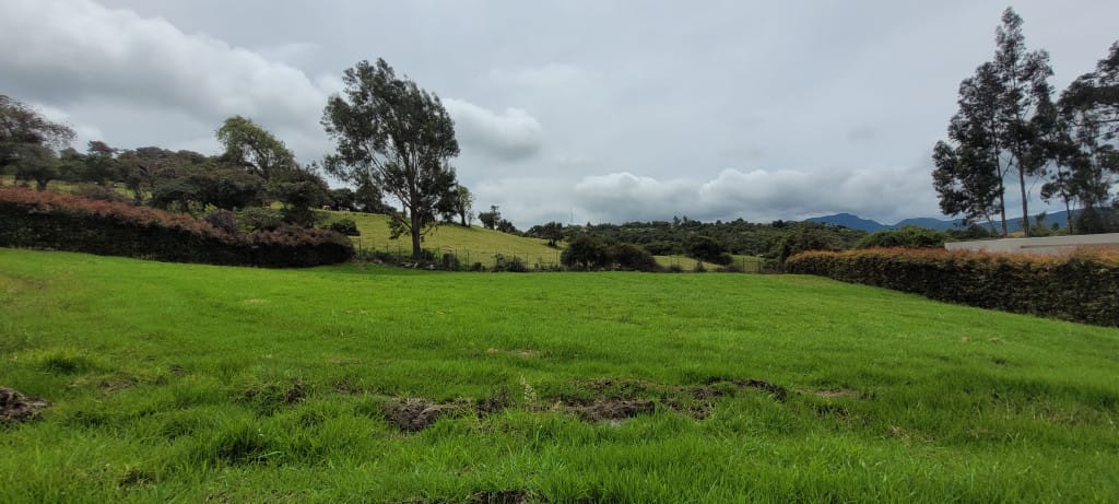 Lote en venta en Aposentos, Sopó, 2048 m² · foto 6 de 14