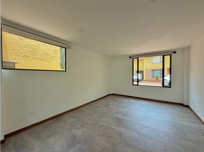 Casa de 4 alcobas en arriendo en Cajicá, 197 m² · foto 2 de 24