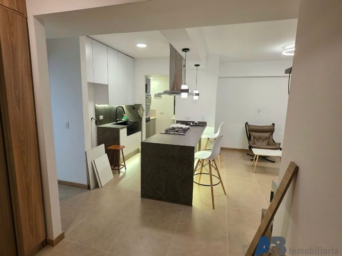 Apartamento de 3 alcobas en arriendo en Villa Carlota, Medellín, 80 m² · foto 2 de 16
