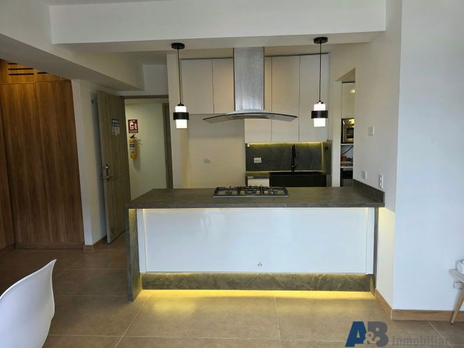 Apartamento de 3 alcobas en arriendo en Villa Carlota, Medellín, 80 m² · foto 3 de 16