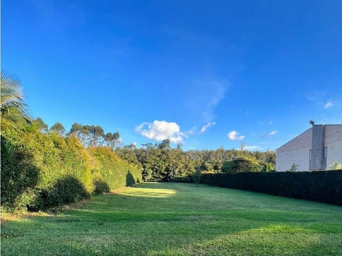 Lote en venta en Cabeceras De Llanogrande, Rionegro, 1590 m² · foto 4 de 16