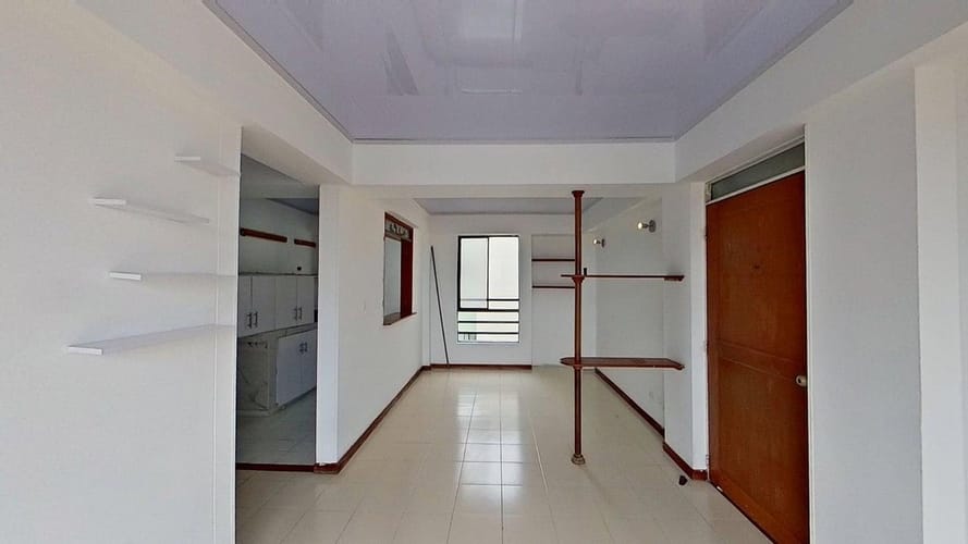 Apartamento de 3 alcobas en venta en Cañaveralejo, Cali, 69 m² · foto 2 de 16