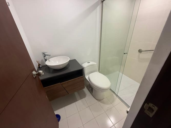 Apartamento de 3 alcobas en arriendo en El Poblado, Medellín, 70 m² · foto 4 de 12