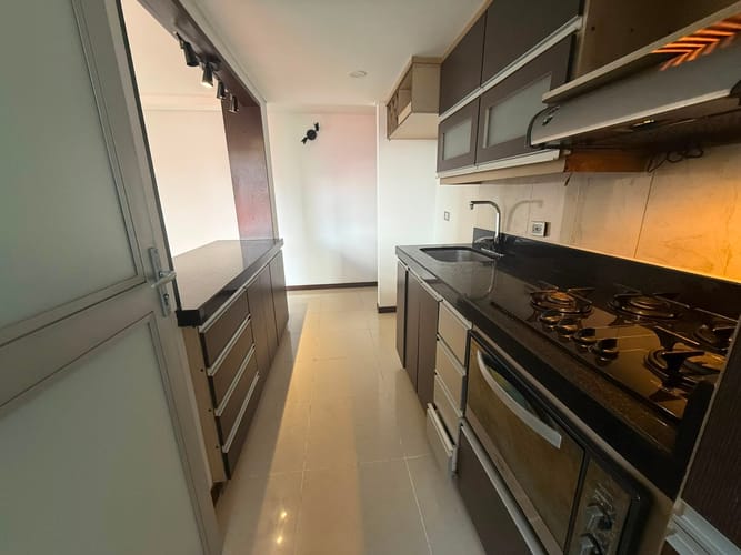 Apartamento de 3 alcobas en arriendo en El Poblado, Medellín, 70 m² · foto 11 de 12