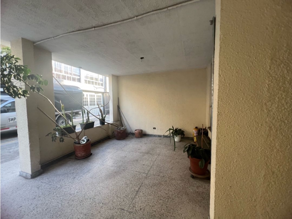 Casa en venta en Castilla, Bogotá · foto 5 de 24