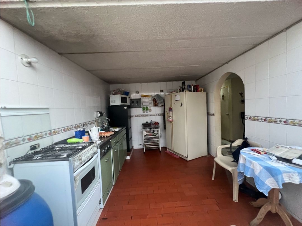 Casa en venta en Castilla, Bogotá · foto 8 de 24