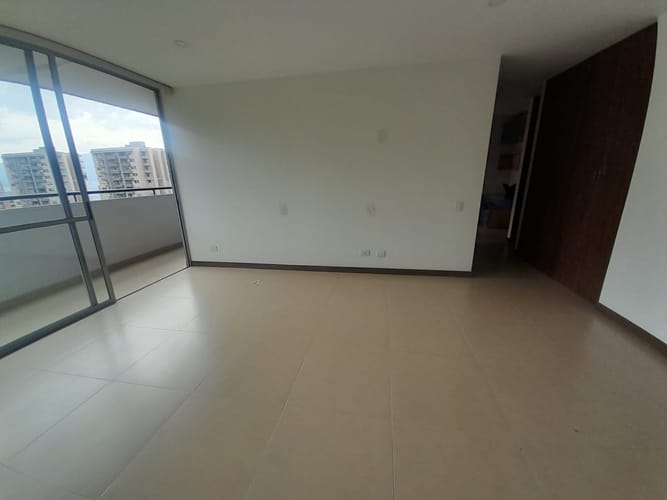 Apartamento de 2 alcobas en arriendo en Los Balsos, Medellín, 89 m² · foto 3 de 16