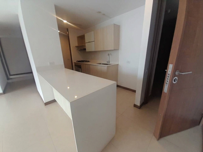 Apartamento de 2 alcobas en arriendo en Los Balsos, Medellín, 89 m² · foto 7 de 16