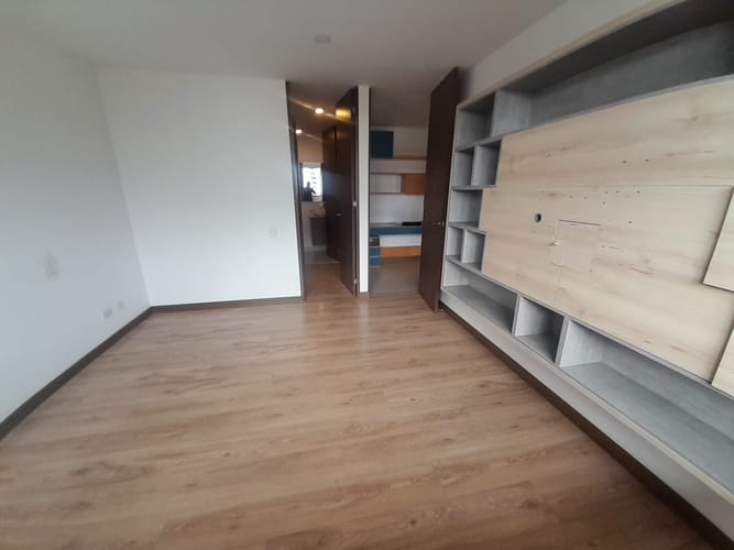 Apartamento de 2 alcobas en arriendo en Los Balsos, Medellín, 89 m² · foto 9 de 16
