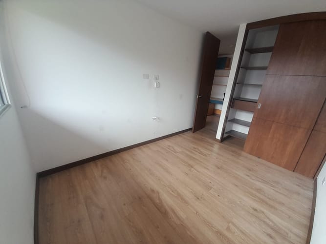 Apartamento de 2 alcobas en arriendo en Los Balsos, Medellín, 89 m² · foto 10 de 16