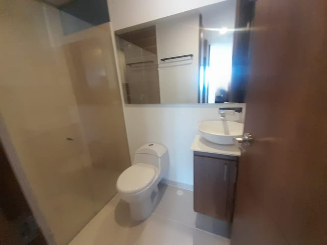 Apartamento de 2 alcobas en arriendo en Los Balsos, Medellín, 89 m² · foto 13 de 16
