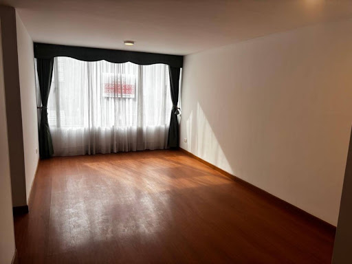 Apartamento en venta en Belmira, Bogotá · foto 3 de 24