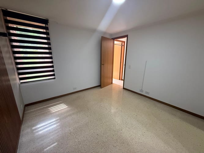 Apartamento de 2 alcobas en arriendo en El Diamante No. 2, Medellín, 78 m² · foto 13 de 13