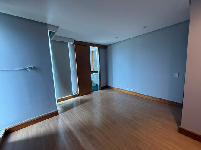 Apartamento de 2 alcobas en arriendo en El Castillo, Medellín, 180 m² · foto 10 de 15