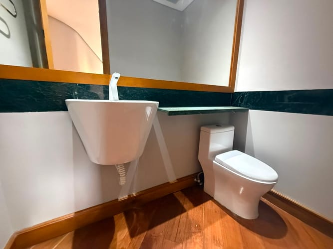 Apartamento de 2 alcobas en arriendo en El Castillo, Medellín, 180 m² · foto 15 de 15