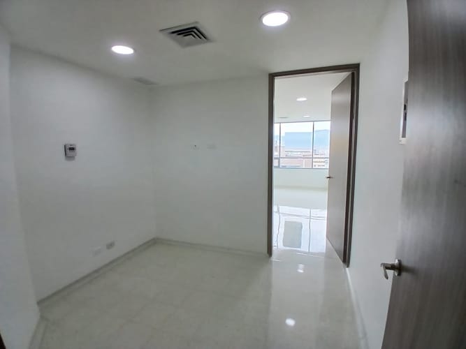 Consultorio en arriendo en Villa Carlota, Medellín, 33 m² · foto 10 de 10