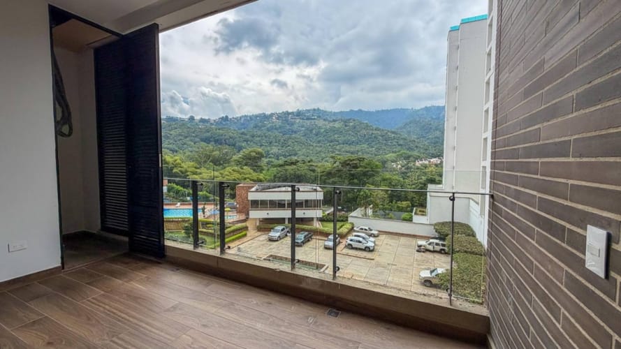 Apartamento de 3 alcobas en venta en Cabecera Del Llano, Bucaramanga, 159 m² · foto 6 de 17