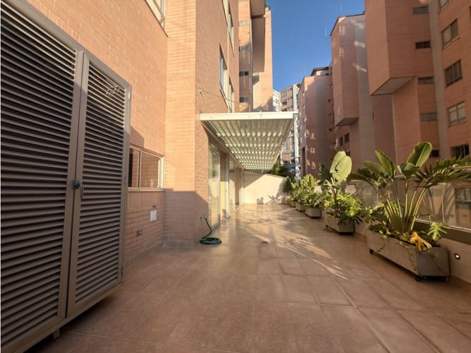 Apartamento de 3 alcobas en venta en Normandia, Cali, 277 m² · foto 23 de 24