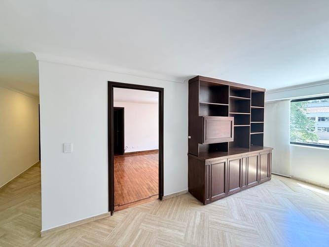 Apartamento de 3 alcobas en arriendo en Las Lomas, Medellín, 148 m² · foto 9 de 19