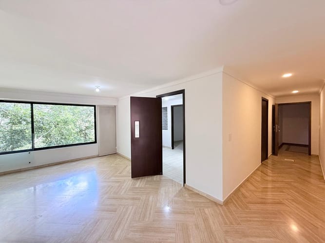Apartamento de 3 alcobas en arriendo en Las Lomas, Medellín, 148 m² · foto 11 de 19