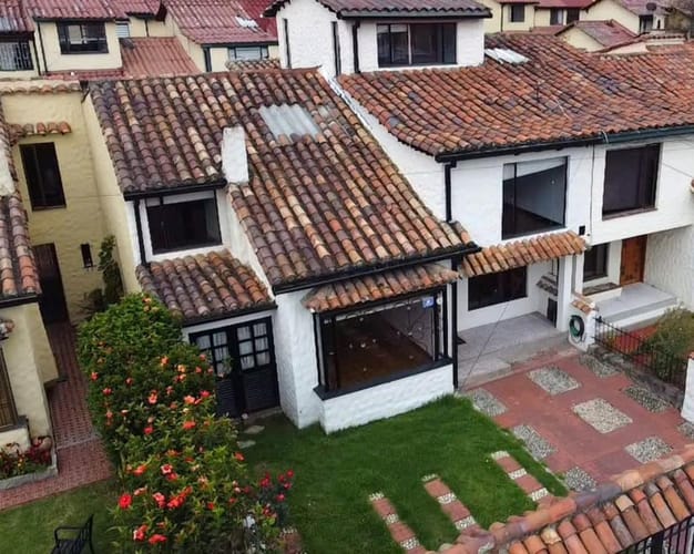 Casa en venta en Iberia, Bogotá · foto 2 de 24
