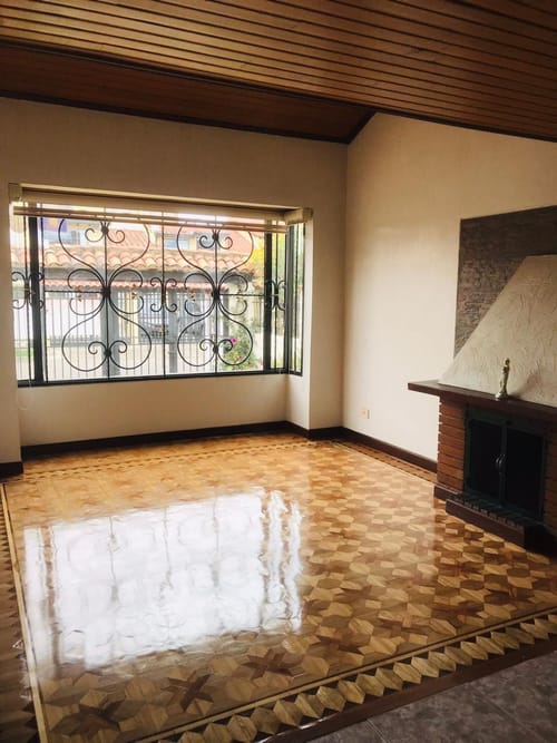 Casa en venta en Iberia, Bogotá · foto 8 de 24
