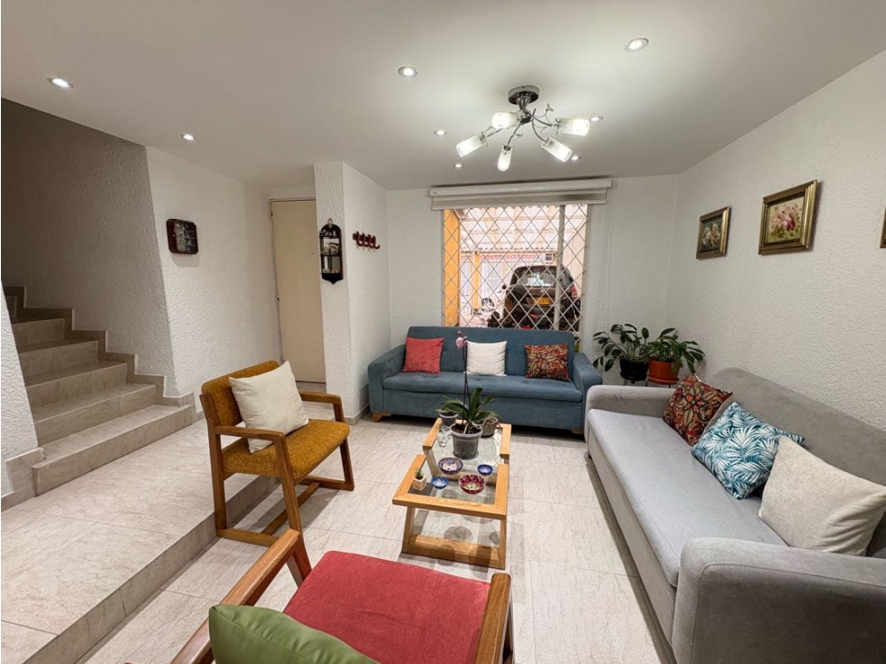 Casa en venta en Villa Del Prado, Bogotá · foto 2 de 23