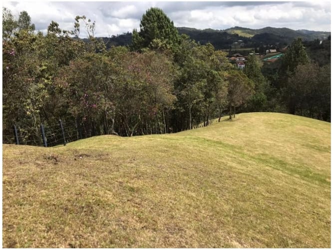 Lote en venta en Las Palmas, Envigado, 3150 m² · foto 3 de 10