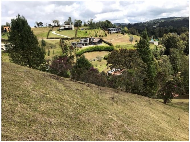 Lote en venta en Las Palmas, Envigado, 3150 m² · foto 6 de 10