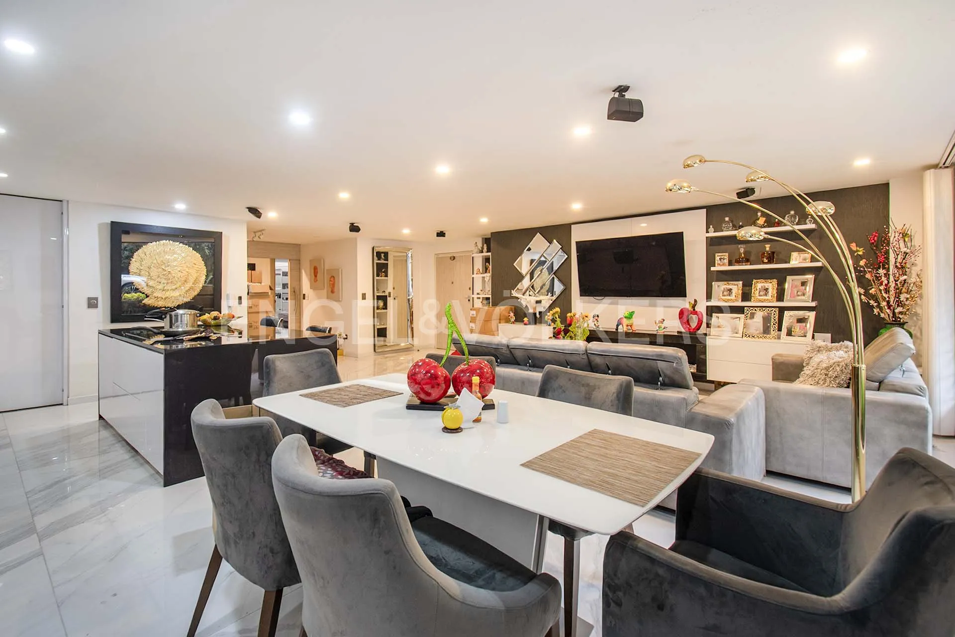Apartamento en venta en Los Rosales, Bogotá · foto 6 de 15