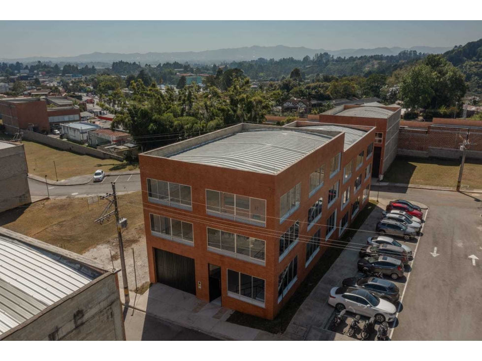 Bodega en venta en Playa Rica-Rancheria, Medellín, 604 m² · foto 14 de 24