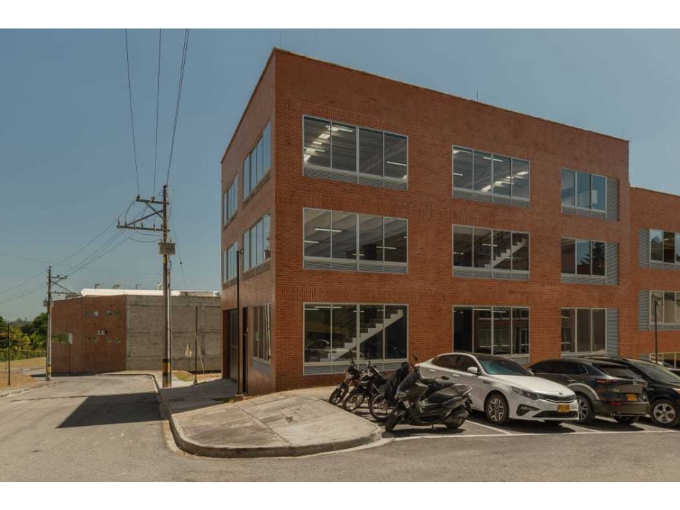 Bodega en venta en Playa Rica-Rancheria, Medellín, 604 m² · foto 23 de 24