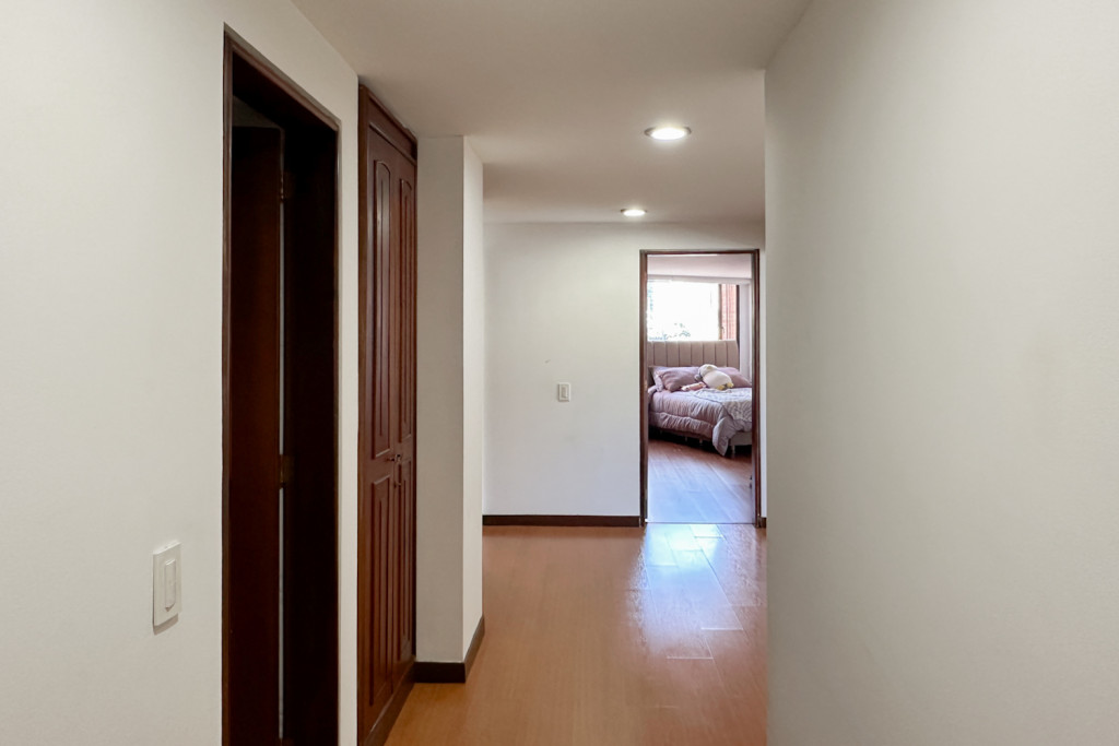 Apartamento en venta en Chicó Alto, Bogotá · foto 12 de 23