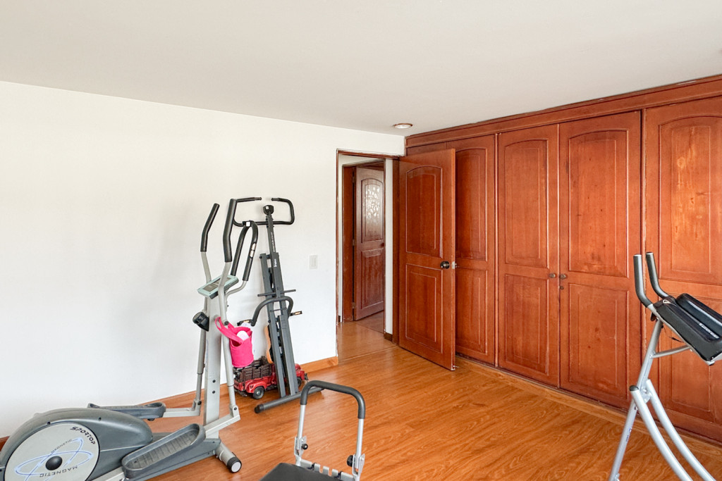 Apartamento en venta en Chicó Alto, Bogotá · foto 19 de 23