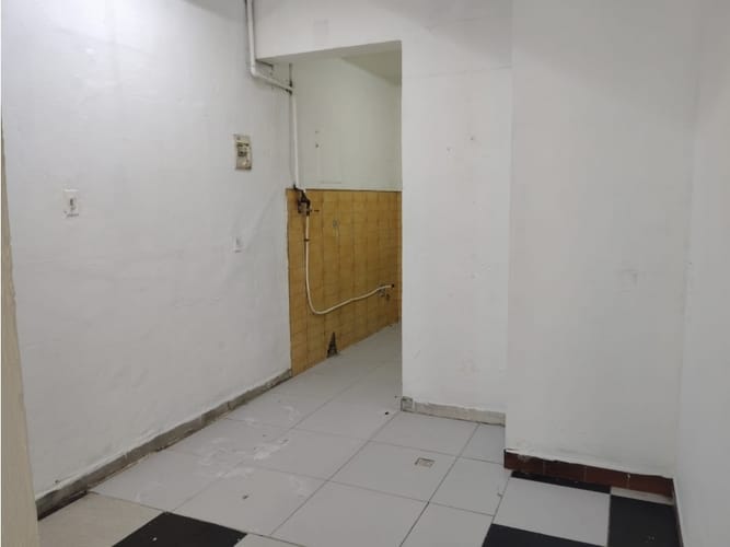 Local en arriendo en Boston, Medellín, 35 m² · foto 4 de 7