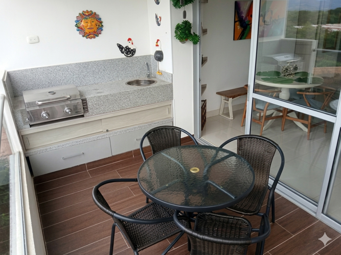 Apartamento de 3 alcobas en venta en Ricaurte, 80 m² · foto 3 de 11