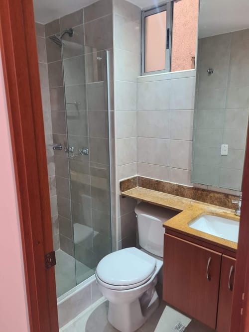 Apartamento de 3 alcobas en venta en Colina Campestre, Bogotá, 69 m² · foto 5 de 12